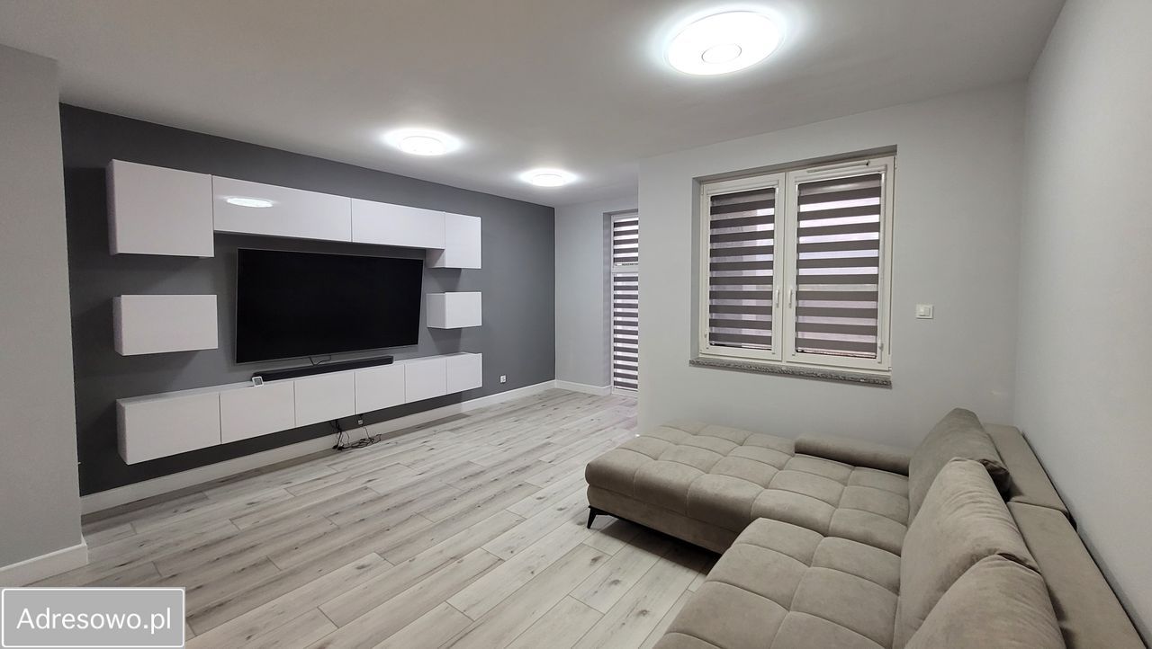 dom szeregowy, 5 pokoi Święta Katarzyna, ul. Cicha