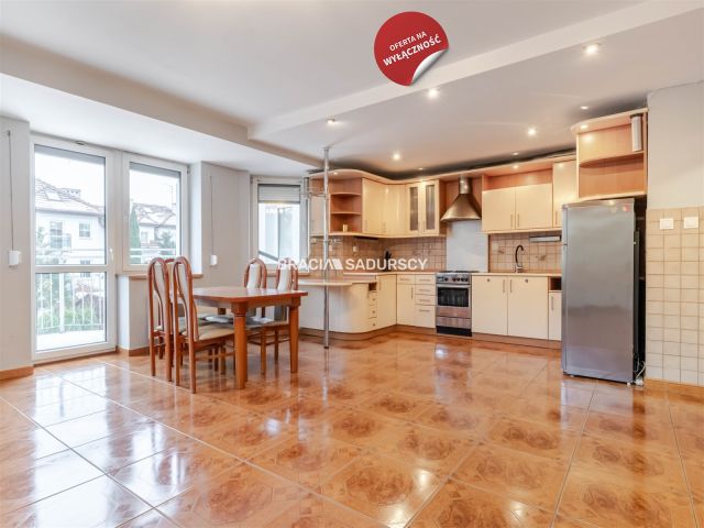 Mieszkanie 3-pokojowe Kraków Dębniki, ul. Babinicza. Zdjęcie 1