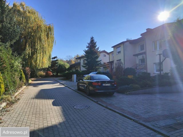 dom szeregowy, 6 pokoi Świebodzice, ul. Brzozowa. Zdjęcie 15