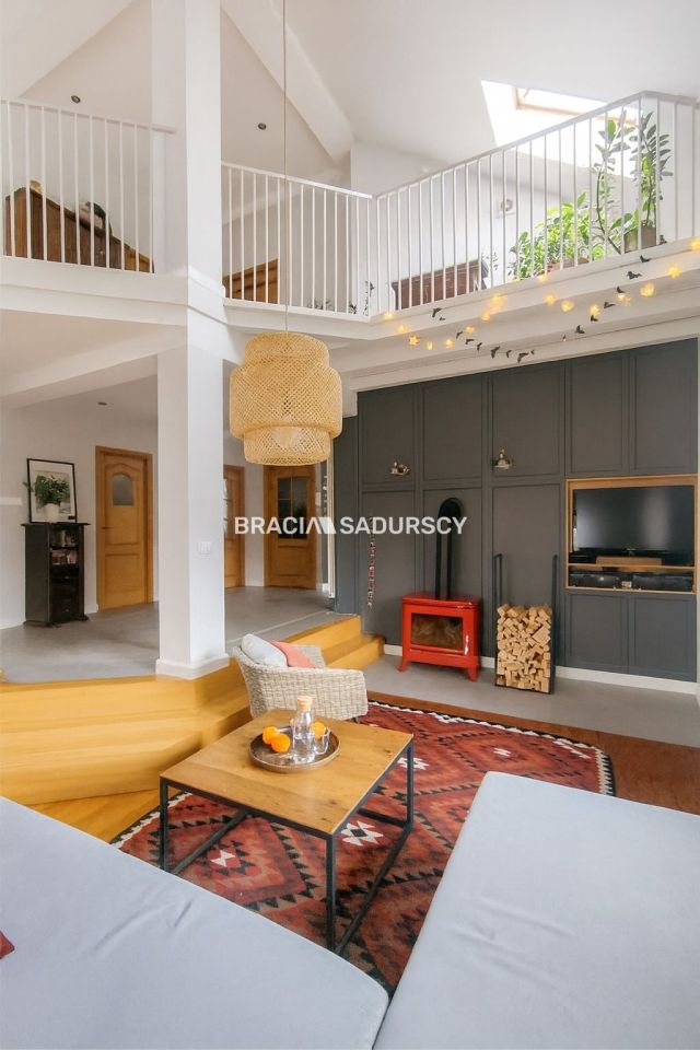 dom wolnostojący, 5 pokoi Rzeszotary, ul. Brzeziny. Zdjęcie 3