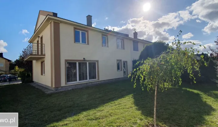 bliźniak, 9 pokoi Plewiska, ul. Zielarska