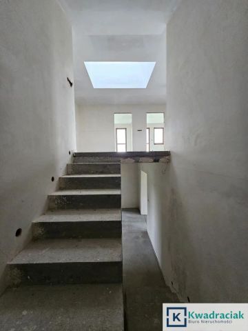 dom wolnostojący, 6 pokoi Moderówka. Zdjęcie 8