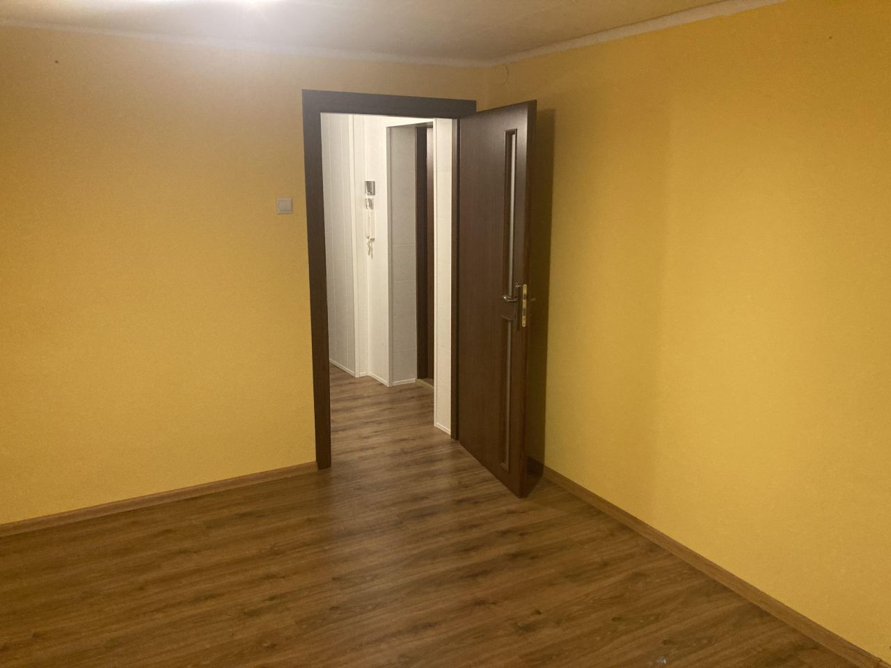 dom wolnostojący, 6 pokoi Lubliniec Centrum, ul. ks. kard. Stefana Wyszyńskiego. Zdjęcie 13