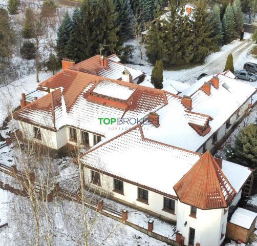 dom wolnostojący, 21 pokoi Milanówek. Zdjęcie 19