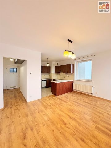 Mieszkanie 3-pokojowe Rzeszów Staromieście, ul. Antoniego Gromskiego. Zdjęcie 6