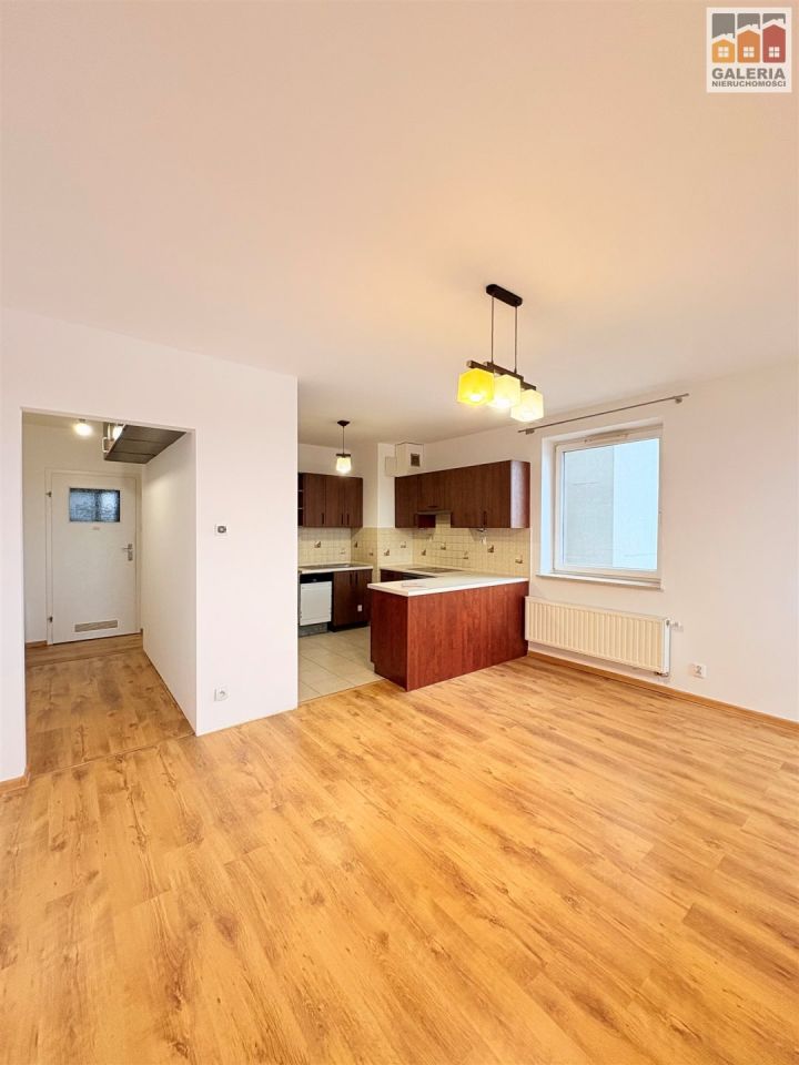 Mieszkanie 3-pokojowe Rzeszów Staromieście, ul. Antoniego Gromskiego. Zdjęcie 6