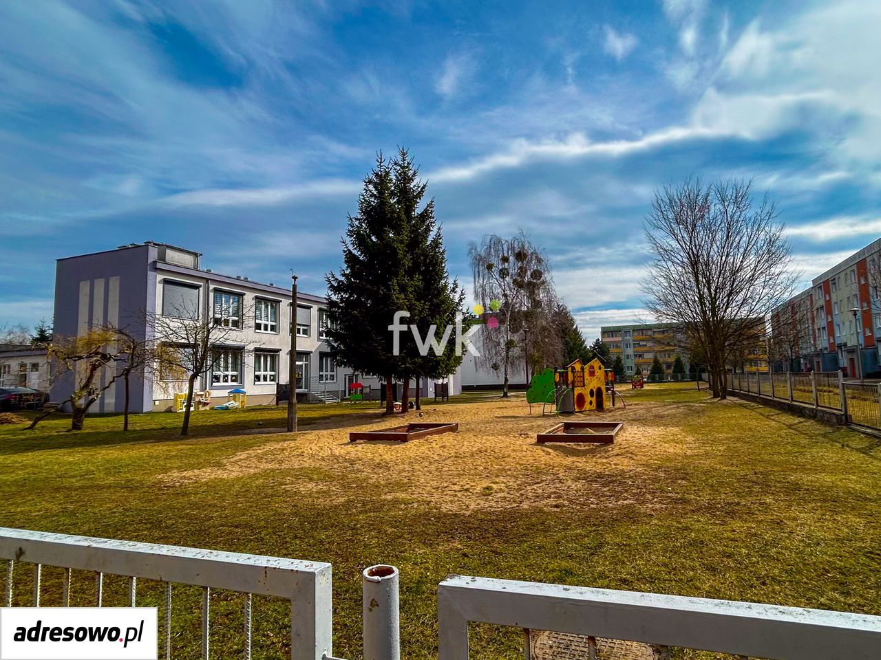 Mieszkanie 4-pokojowe Oborniki, ul. Szarych Szeregów. Zdjęcie 4