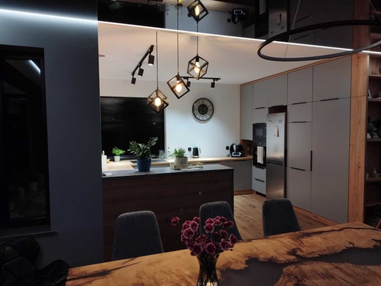 dom wolnostojący, 3 pokoje Sadek. Zdjęcie 7