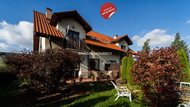 bliźniak, 4 pokoje Rząska, ul. Półkole. Zdjęcie 1