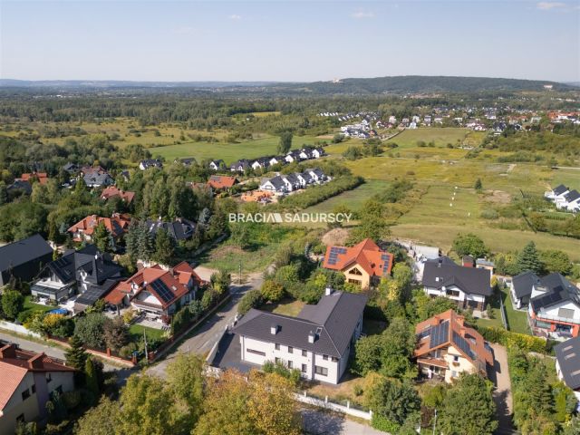 dom wolnostojący, 6 pokoi Kraków Dębniki, ul. Kozienicka. Zdjęcie 2