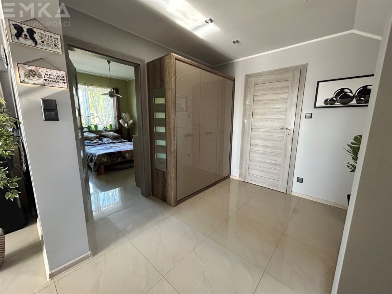 dom wolnostojący, 5 pokoi Komaszyce. Zdjęcie 10