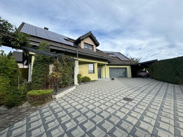 dom wolnostojący, 4 pokoje Bielsko-Biała Lipnik, Władysława Kiernika. Zdjęcie 266