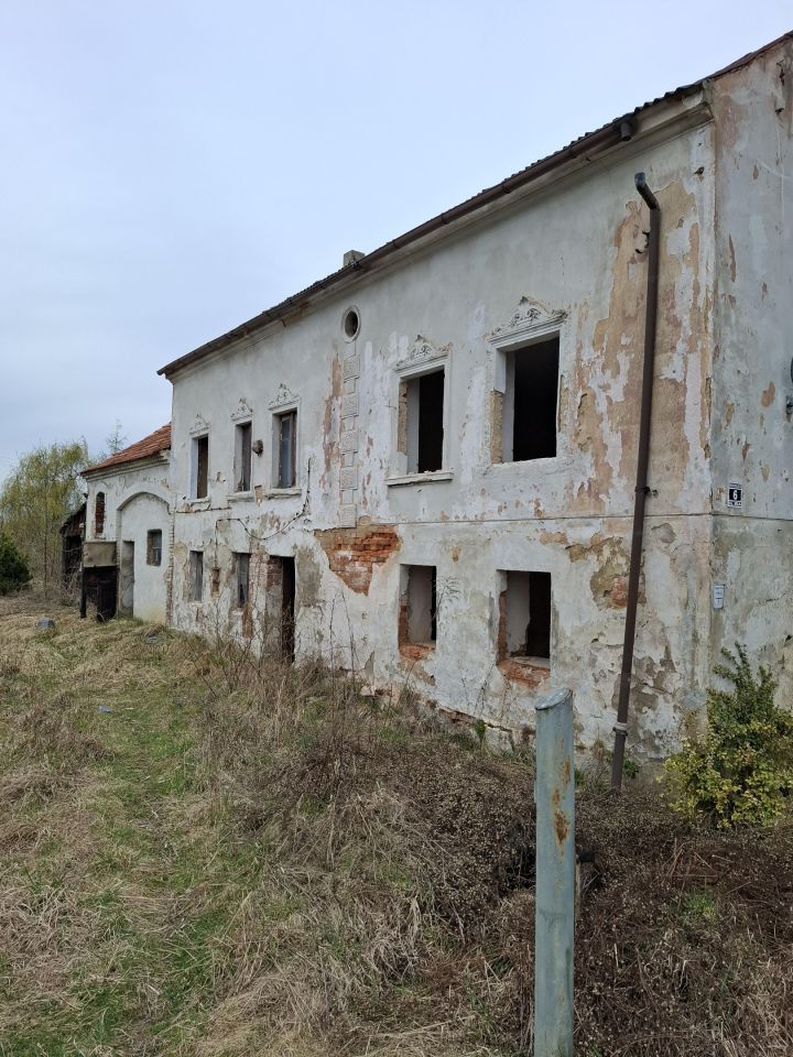 budynek wielorodzinny, 7 pokoi Kochlice, ul. Miła. Zdjęcie 1