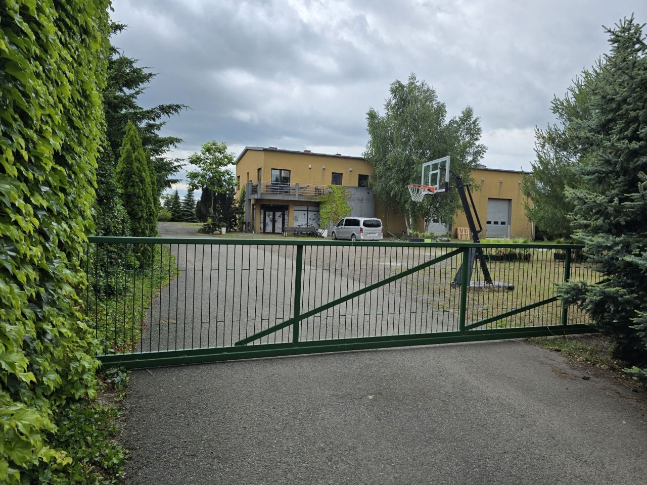 Hala/magazyn Zacharzew. Zdjęcie 3