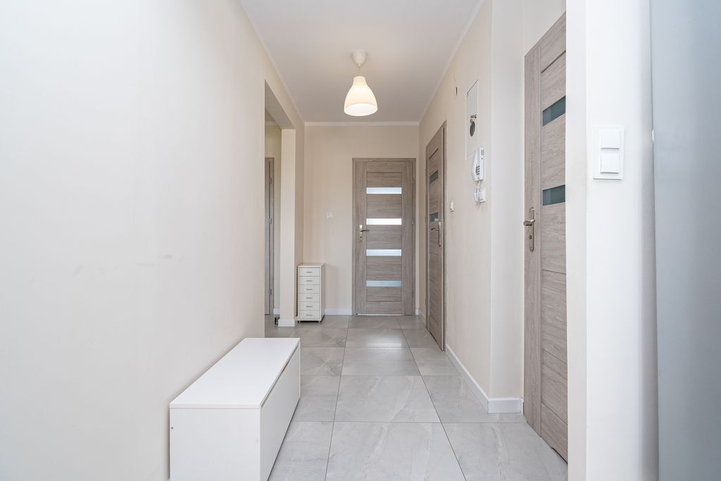 Mieszkanie 3-pokojowe Kalisz, ul. Prymasa Stefana Wyszyńskiego. Zdjęcie 3