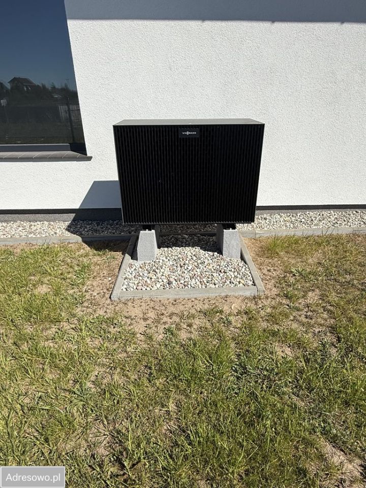 dom wolnostojący, 4 pokoje Różyny. Zdjęcie 4