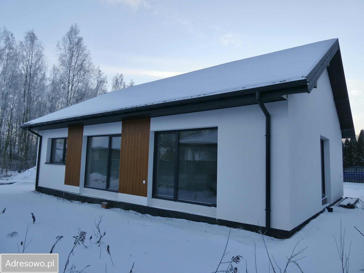 dom wolnostojący, 4 pokoje Różyca. Zdjęcie 3