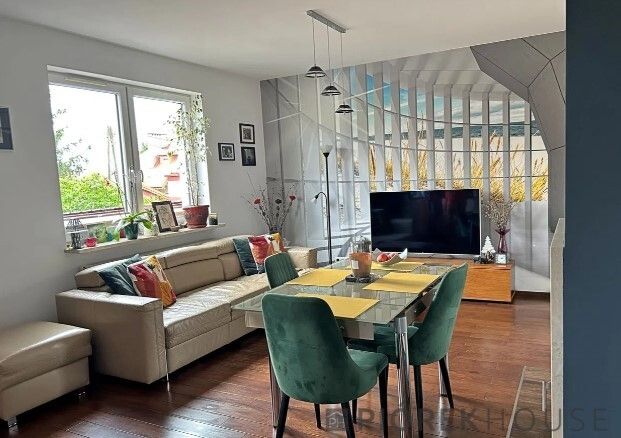 Mieszkanie 5-pokojowe Warszawa Rembertów, ul. Jagodna. Zdjęcie 1