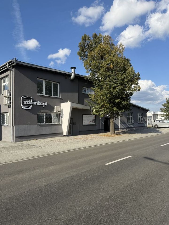 Lokal Krosno, ul. Kazimierza Pużaka. Zdjęcie 1