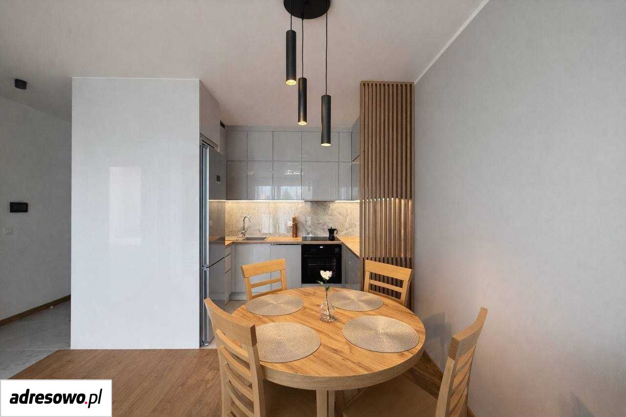 Mieszkanie 2-pokojowe Warszawa Włochy, al. Krakowska. Zdjęcie 3