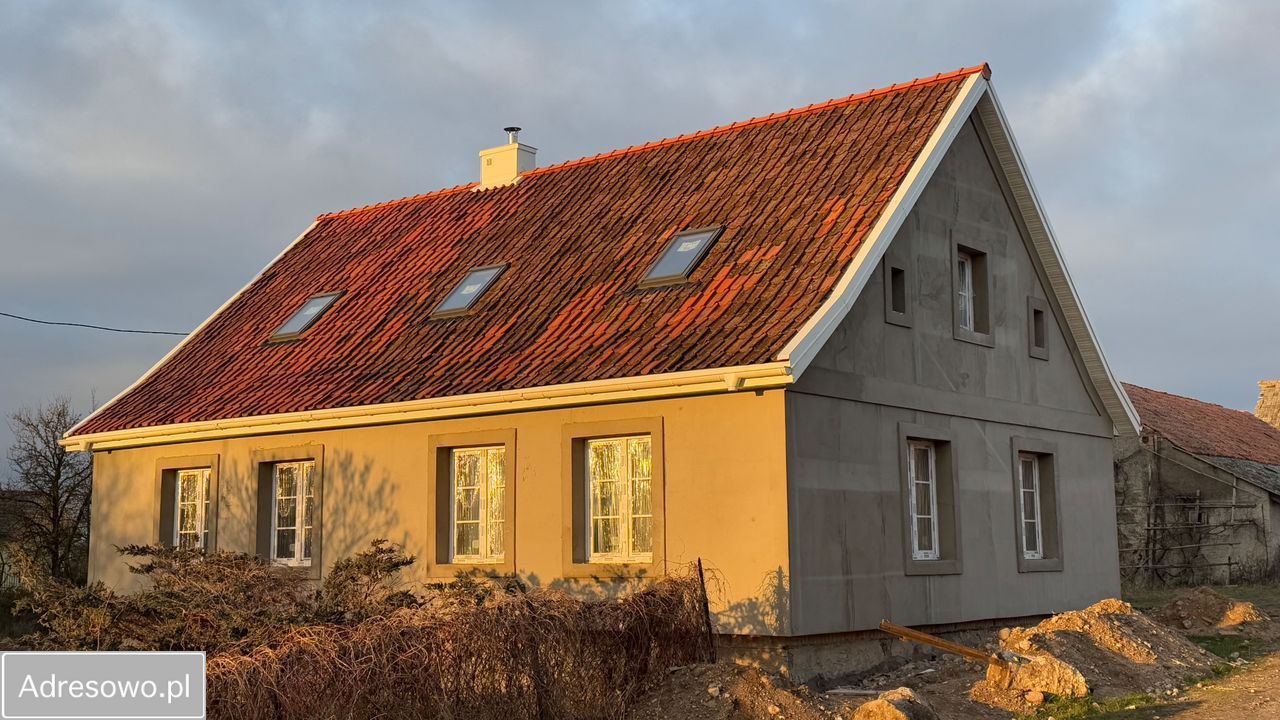 dom wolnostojący, 5 pokoi Stare Krzywe. Zdjęcie 1