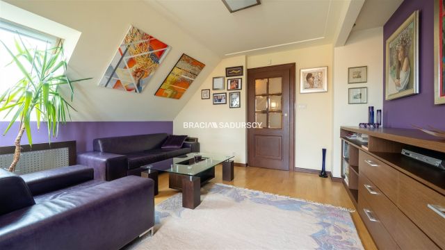 dom wolnostojący, 6 pokoi Bibice, ul. Kwiaty Polne. Zdjęcie 24