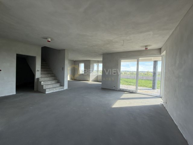 dom wolnostojący, 5 pokoi Górno. Zdjęcie 7