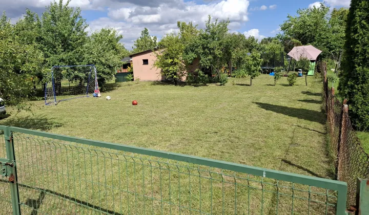 Działka rod Radom Dzierzków, Odrodzenia