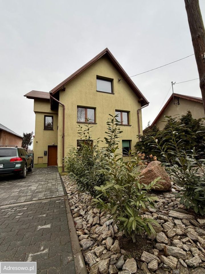 dom wolnostojący, 5 pokoi Kietrz. Zdjęcie 13