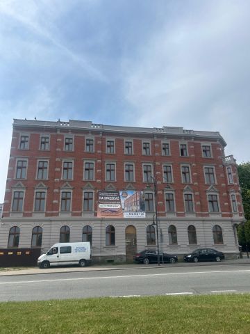 Mieszkanie 3-pokojowe Kędzierzyn-Koźle Koźle. Zdjęcie 1