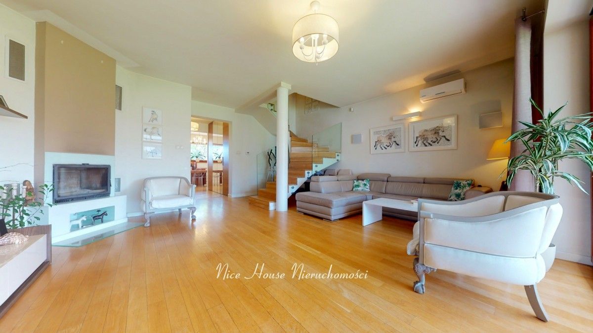 dom szeregowy, 5 pokoi Jabłonna, ul. Zegrzyńska. Zdjęcie 1