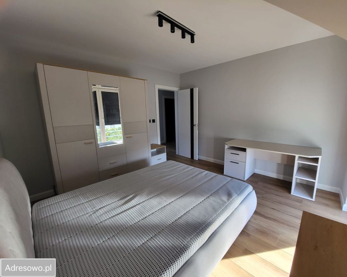 bliźniak, 4 pokoje Niemcz. Zdjęcie 3