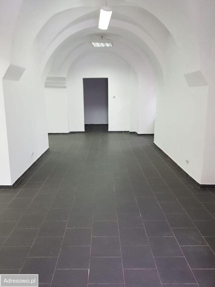 Lokal Szprotawa, pl. Ewangelicki. Zdjęcie 3