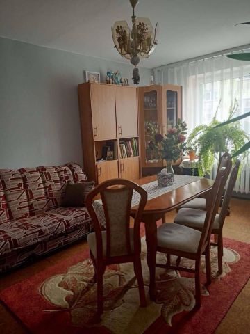 Mieszkanie 3-pokojowe Świątki. Zdjęcie 1