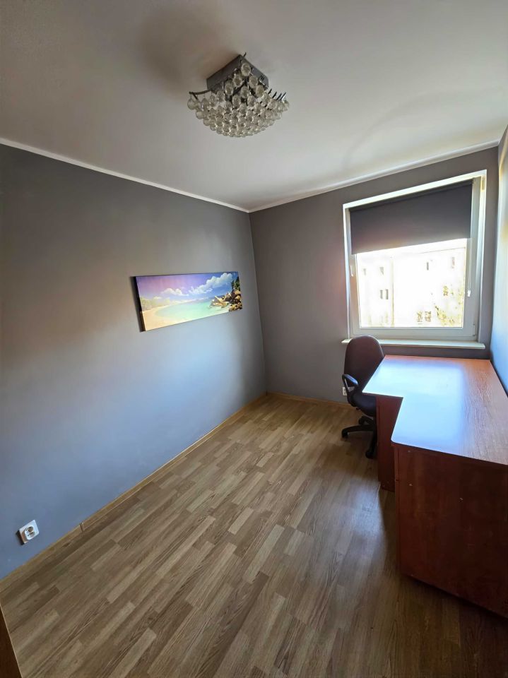 Mieszkanie 4-pokojowe Legionowo Piaski. Zdjęcie 2