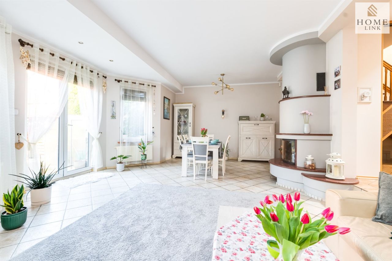 dom szeregowy, 5 pokoi Olsztyn Jaroty. Zdjęcie 3