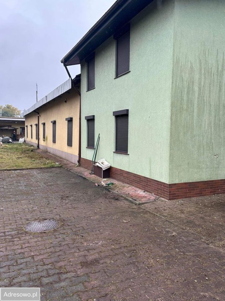 Hala/magazyn Bierutów. Zdjęcie 4