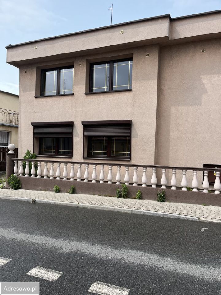 dom wolnostojący, 5 pokoi Pleszew, ul. Garncarska. Zdjęcie 2