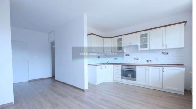 Mieszkanie 3-pokojowe Legionowo, ul. gen. Józefa Sowińskiego. Zdjęcie 1