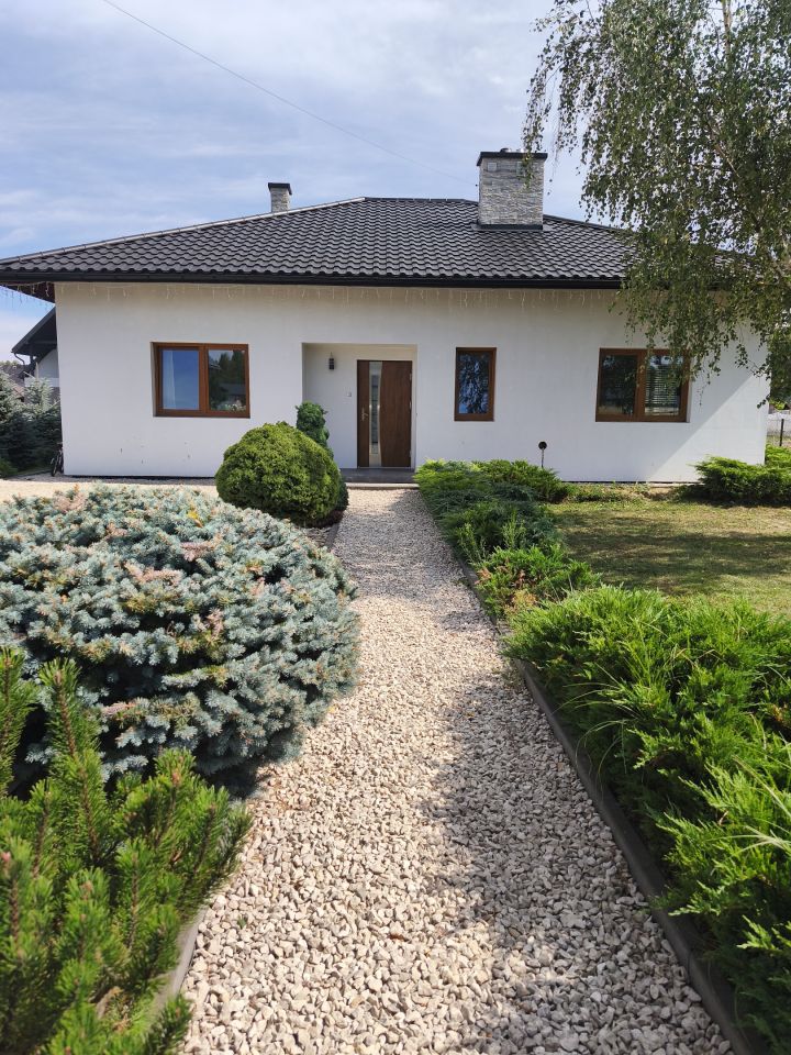 dom wolnostojący, 4 pokoje Stobierna, Stobierna. Zdjęcie 2