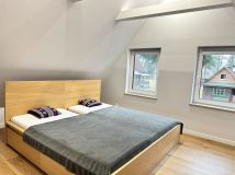 dom wolnostojący, 6 pokoi Królowy Most. Zdjęcie 2