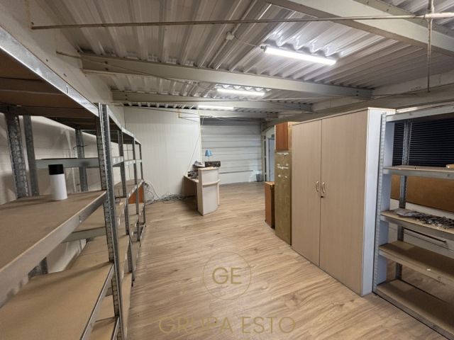 Lokal Kraków Podgórze, ul. Tadeusza Romanowicza. Zdjęcie 1