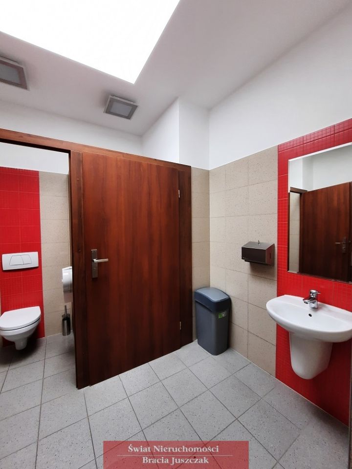 Biuro Wrocław Południe, pl. Powstańców Śląskich. Zdjęcie 10