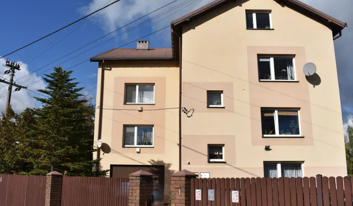 budynek wielorodzinny, 13 pokoi Kobyłka Grabicz, ul. Henryka Sienkiewicza