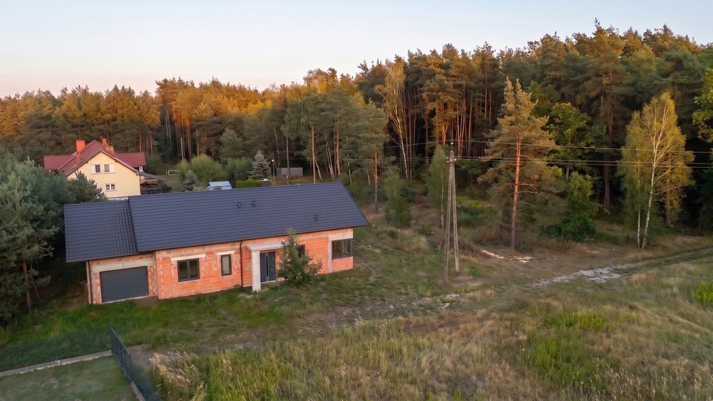 dom wolnostojący, 5 pokoi Rakszawa. Zdjęcie 4