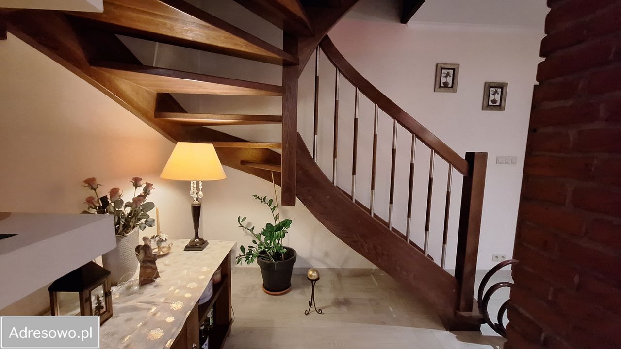 dom szeregowy, 5 pokoi Karwiany, ul. Wiśniowa. Zdjęcie 11