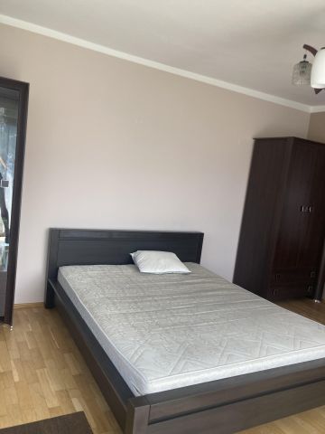 dom wolnostojący, 6 pokoi Pewel Wielka. Zdjęcie 11