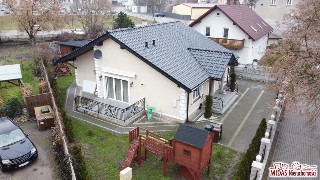 dom wolnostojący, 3 pokoje Włocławek Centrum. Zdjęcie 2