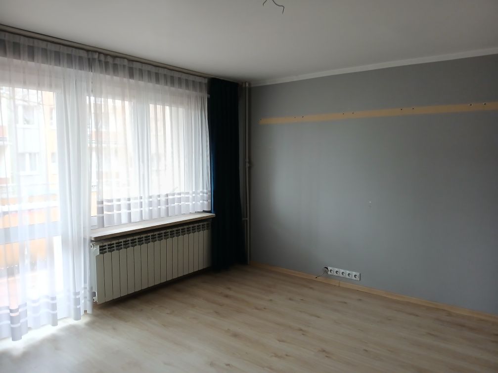 Mieszkanie 3-pokojowe Bytom Śródmieście, ul. Strzelców Bytomskich. Zdjęcie 1