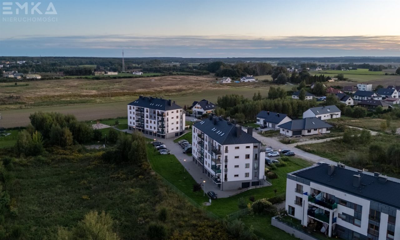 Mieszkanie 4-pokojowe Starogard Gdański, ul. Alojzego Pawła Gusowskiego. Zdjęcie 2